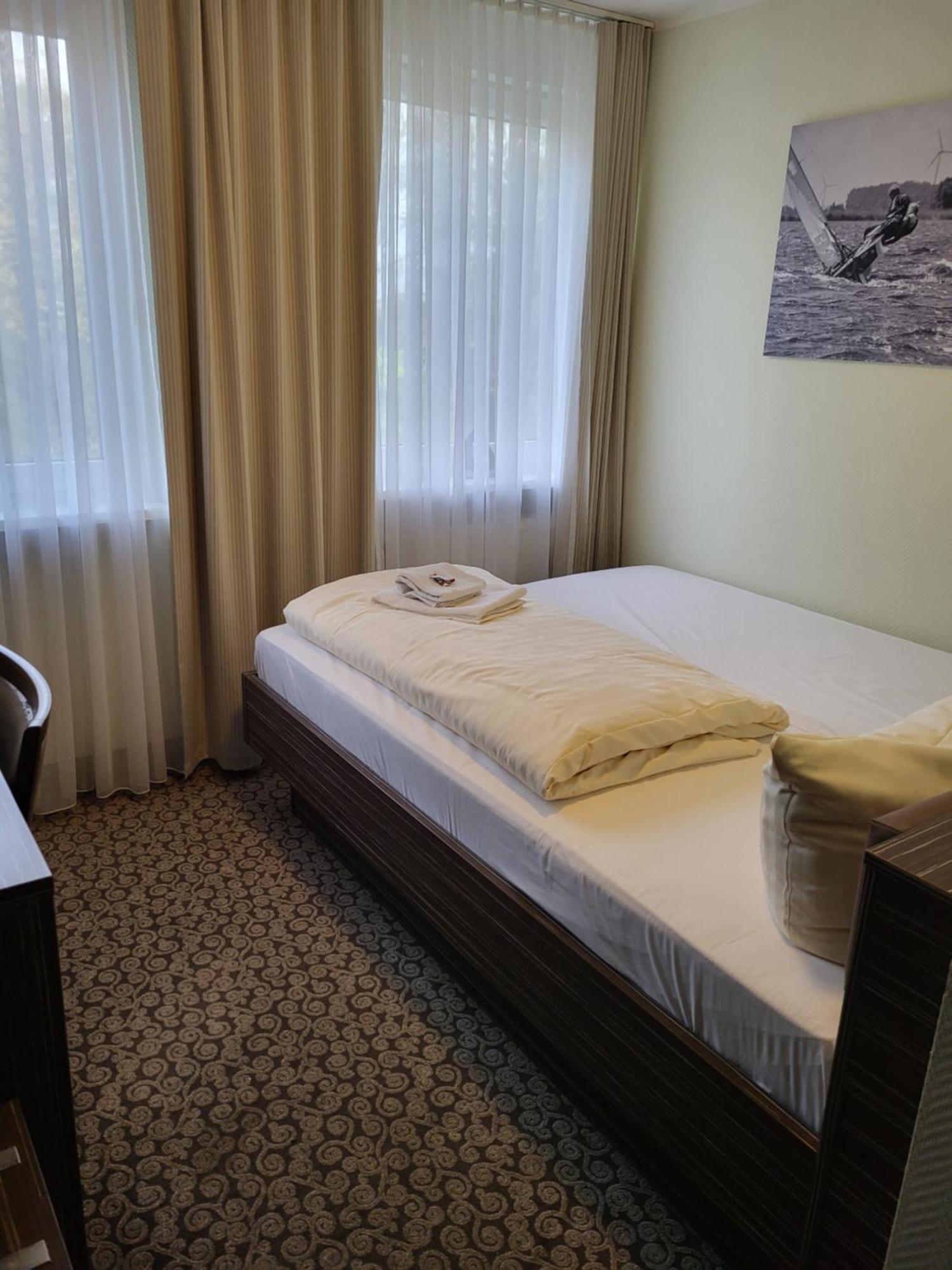 Hotel Bootshaus Bedekaspel Zewnętrze zdjęcie