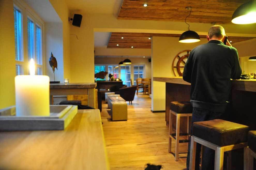Hotel Bootshaus Bedekaspel Zewnętrze zdjęcie